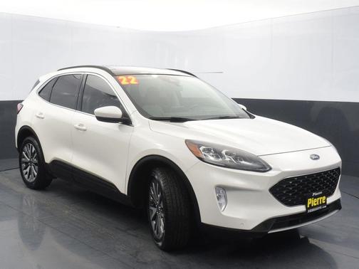 2022 Ford Escape Titanium