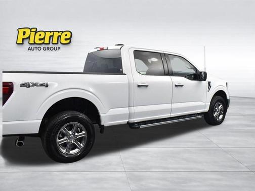 Oxford White 2024 Ford F-150 XLT