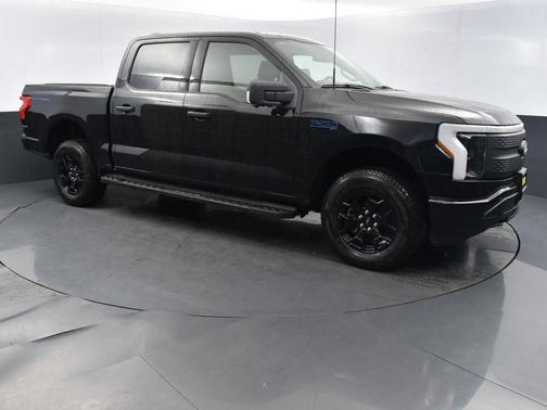 2025 Ford F-150 Lightning XLT