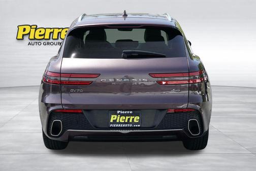 Barossa Burgundy 2022 Genesis GV70 2.5T AWD