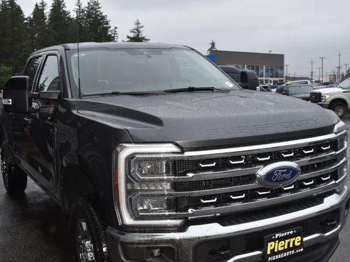 2026 Ford F-350 Lariat