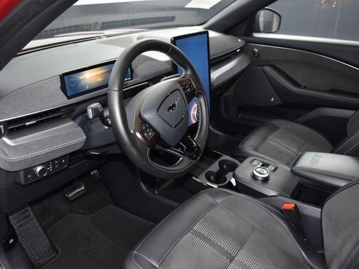 2021 Ford Mustang Mach-E GT