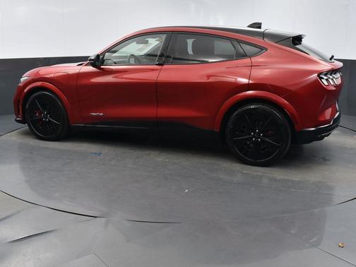 2021 Ford Mustang Mach-E GT