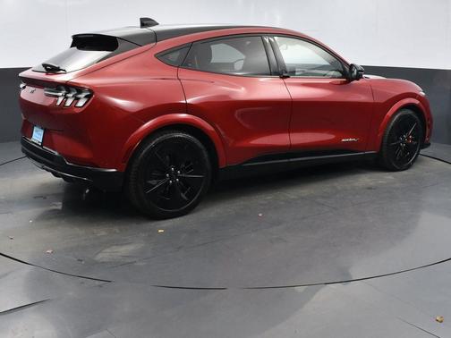 2021 Ford Mustang Mach-E GT