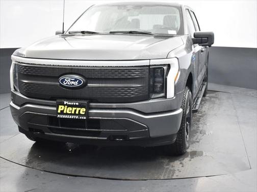 2025 Ford F-150 Lightning XLT