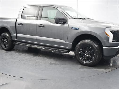 2025 Ford F-150 Lightning XLT