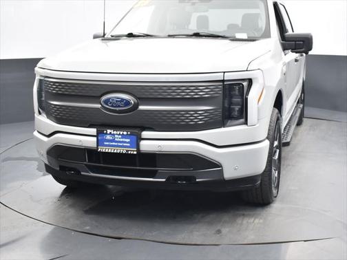2023 Ford F-150 Lightning XLT