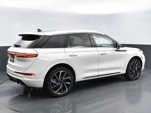 2023 Lincoln Corsair Grand Touring