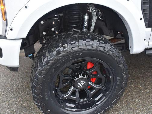 Avalanche 2026 Ford F-250 Lariat