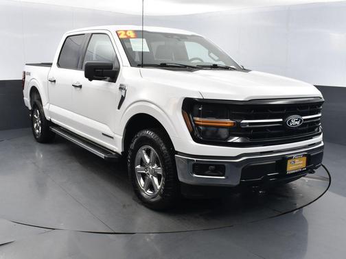Oxford White 2024 Ford F-150 XLT
