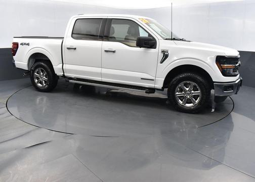Oxford White 2024 Ford F-150 XLT