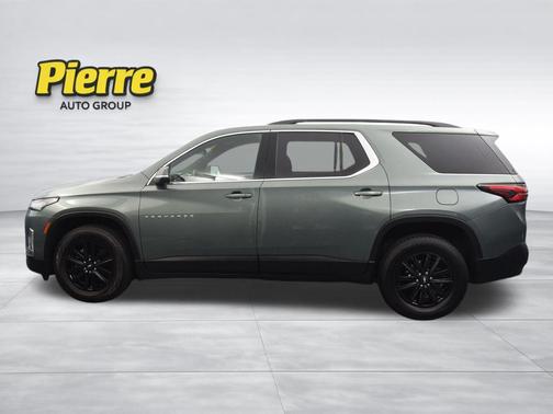 Silver Sage Metallic 2023 Chevrolet Traverse LT Cloth