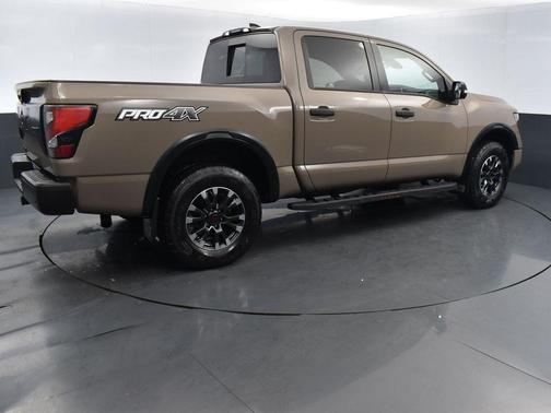 2023 Nissan Titan PRO-4X