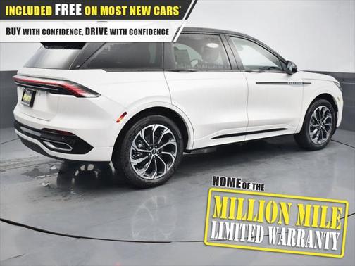 2025 Lincoln Nautilus Reserve