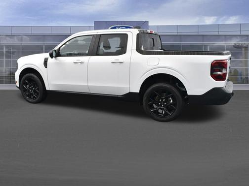 Oxford White 2026 Ford Maverick Lariat