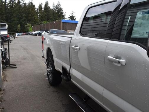 2025 Ford F-350 Lariat