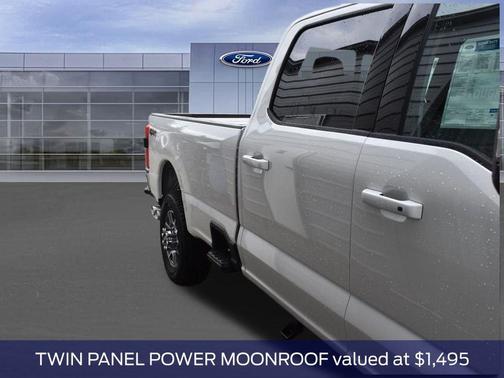 White 2025 Ford F-350 Lariat