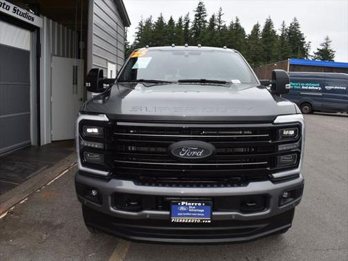 2025 Ford F-350 Platinum