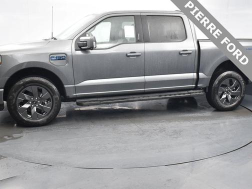 2025 Ford F-150 Lightning LARIAT