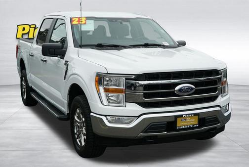 Oxford White 2023 Ford F-150 XLT