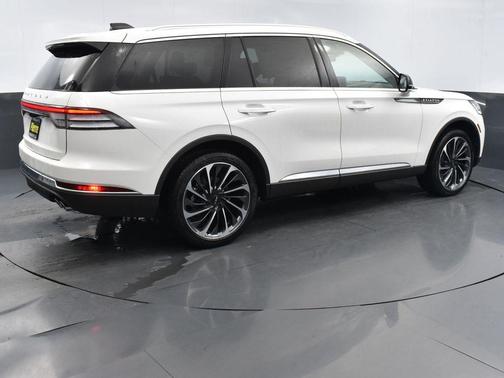2025 Lincoln Aviator Reserve AWD