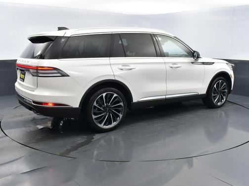 2025 Lincoln Aviator Reserve AWD