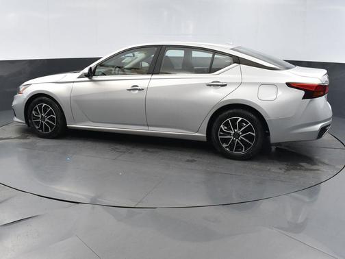 2020 Nissan Altima S FWD