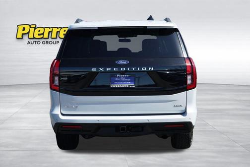 Silver Metallic 2025 Ford Expedition Max Active 4x4