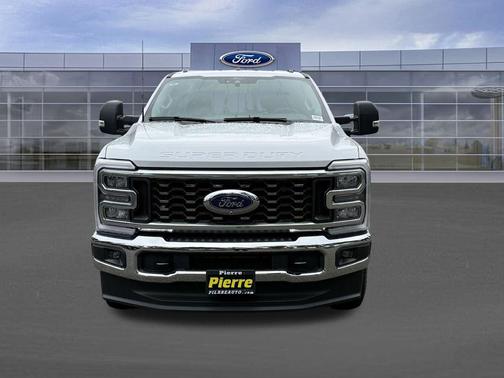Oxford White 2026 Ford F-350 XLT