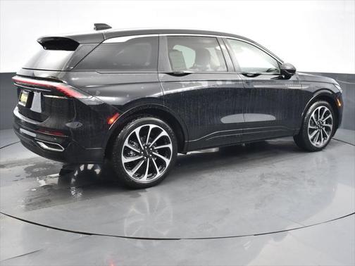 2025 Lincoln Nautilus Black Label