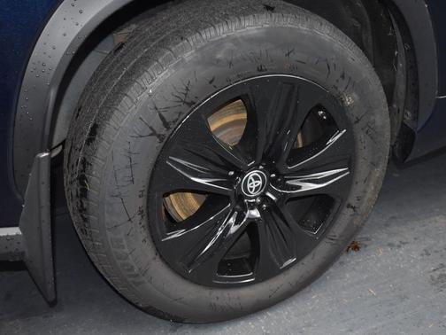 2020 Toyota Highlander Hybrid XLE