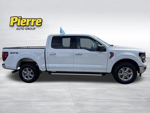 Oxford White 2025 Ford F-150 XLT