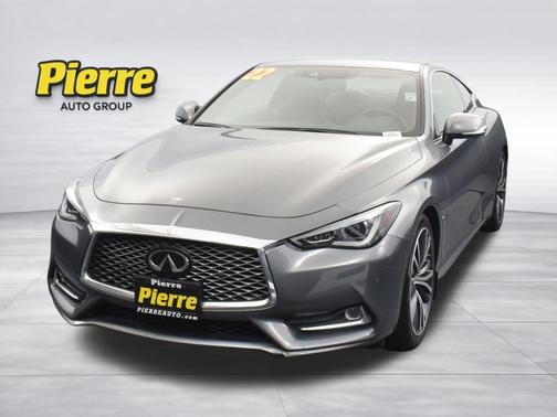 2022 INFINITI Q60 LUXE