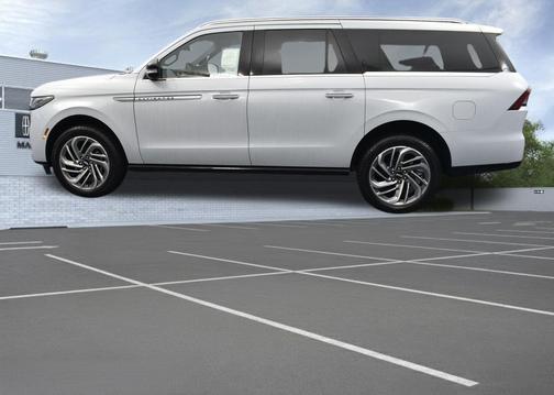 White 2026 Lincoln Navigator Reserve