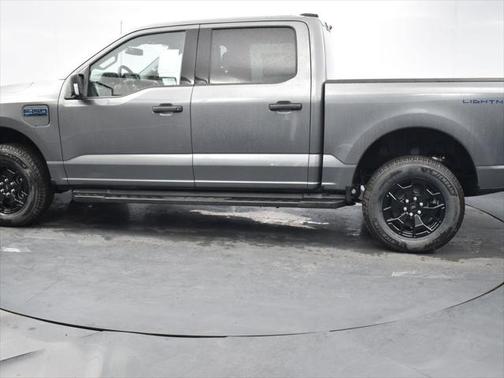 2025 Ford F-150 Lightning XLT