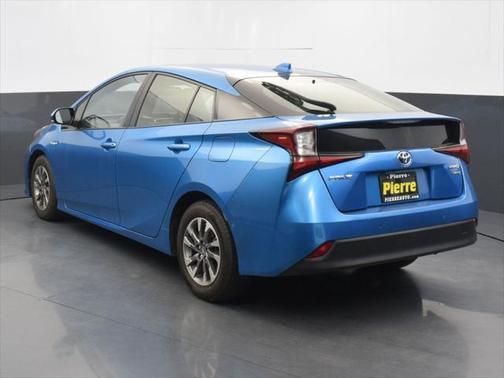 2019 Toyota Prius LE