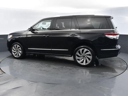 2022 Lincoln Navigator Reserve
