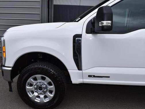 2023 Ford F-350 XLT