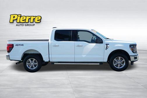 Oxford White 2025 Ford F-150 XLT