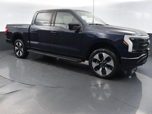 2025 Ford F-150 Lightning Platinum