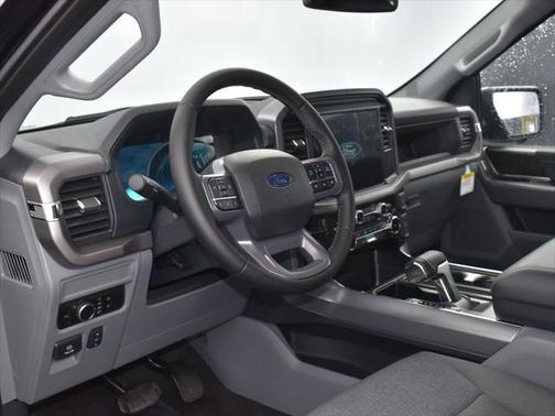 2025 Ford F-150 Lightning XLT