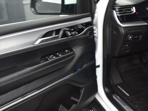 2022 Jeep Grand Wagoneer Series I 4x4