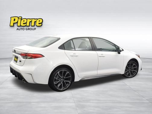 Ice Cap 2024 Toyota Corolla SE