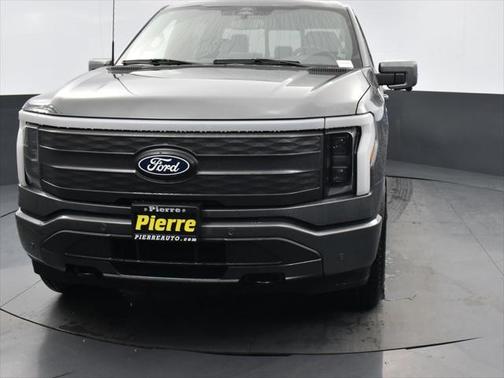 2025 Ford F-150 Lightning LARIAT