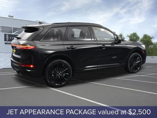 infinite black metallic clearcoat 2026 Lincoln Corsair Grand Touring