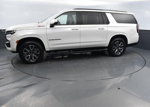 2022 Chevrolet Suburban 4WD Z71