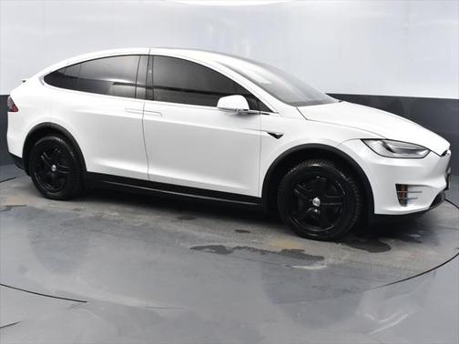 2019 Tesla Model X Long Range