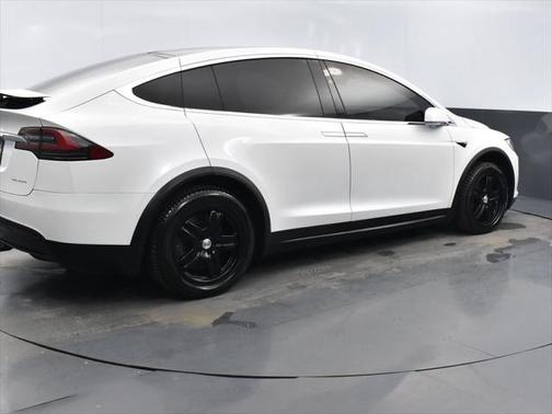 2019 Tesla Model X Long Range