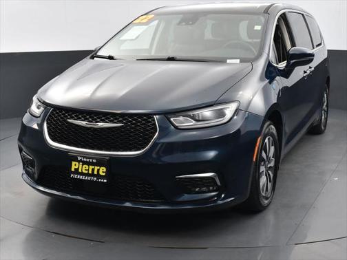 2022 Chrysler Pacifica Hybrid Touring L