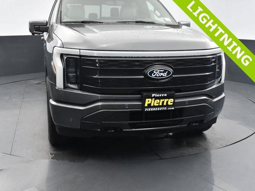 2025 Ford F-150 Lightning Platinum